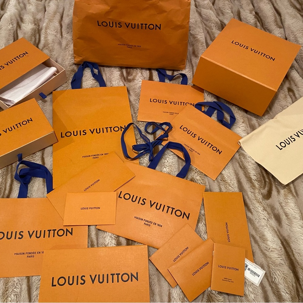 Louis Vuitton Orange Gift Packaging Set 4 boxes 5 bags ribbons ,receipt holders
